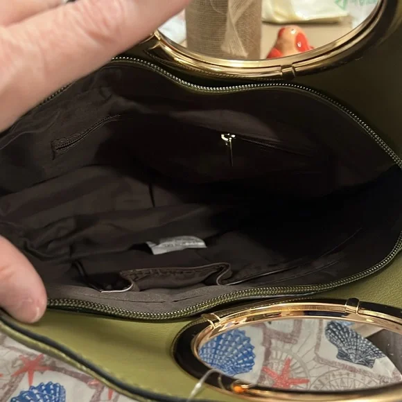 NEW Olive Green Quilted Handbag with Gold Accents - Picture 3 of 4